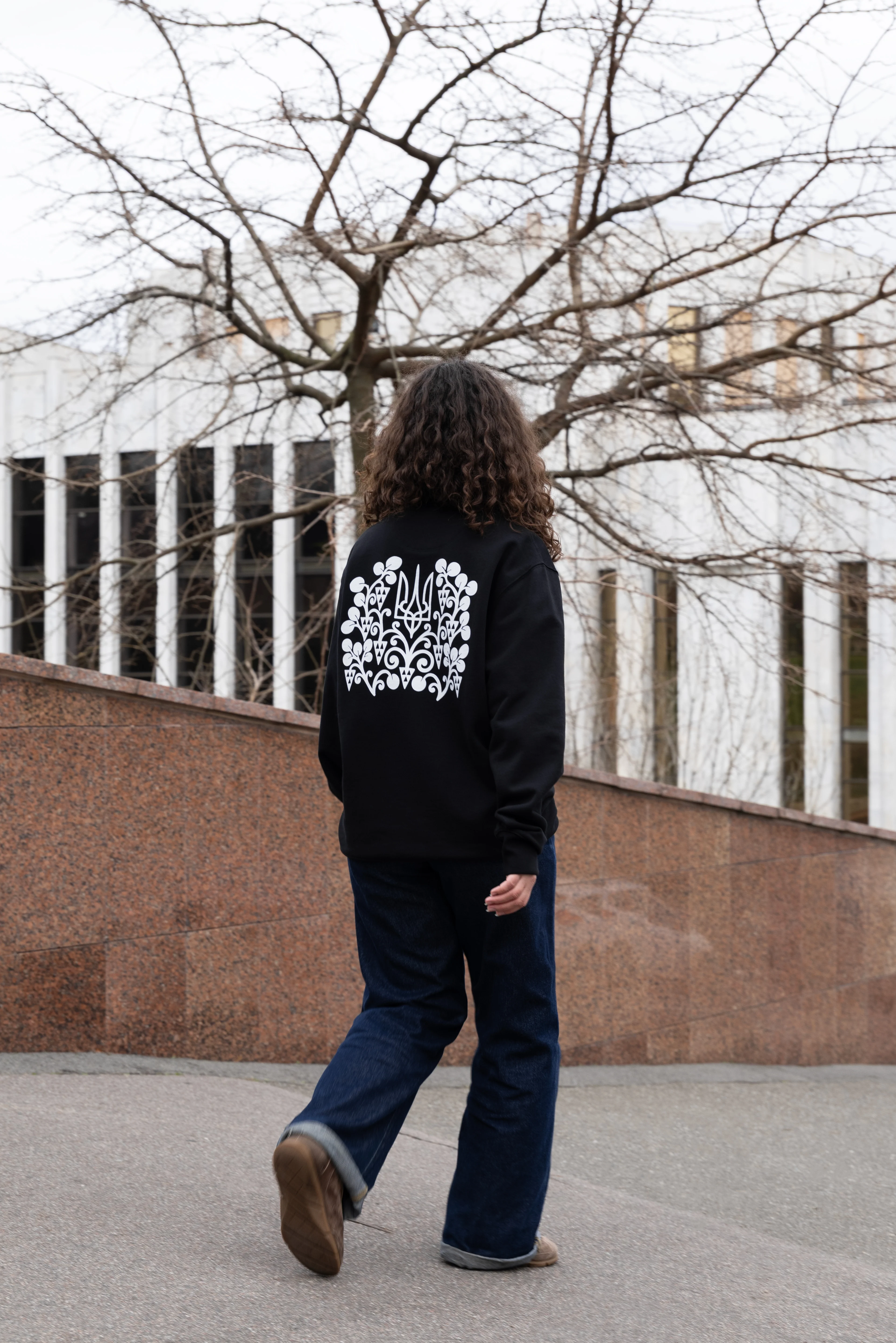 Kyiv Chestnut & Krychevsky Sweatshirt - Image 3