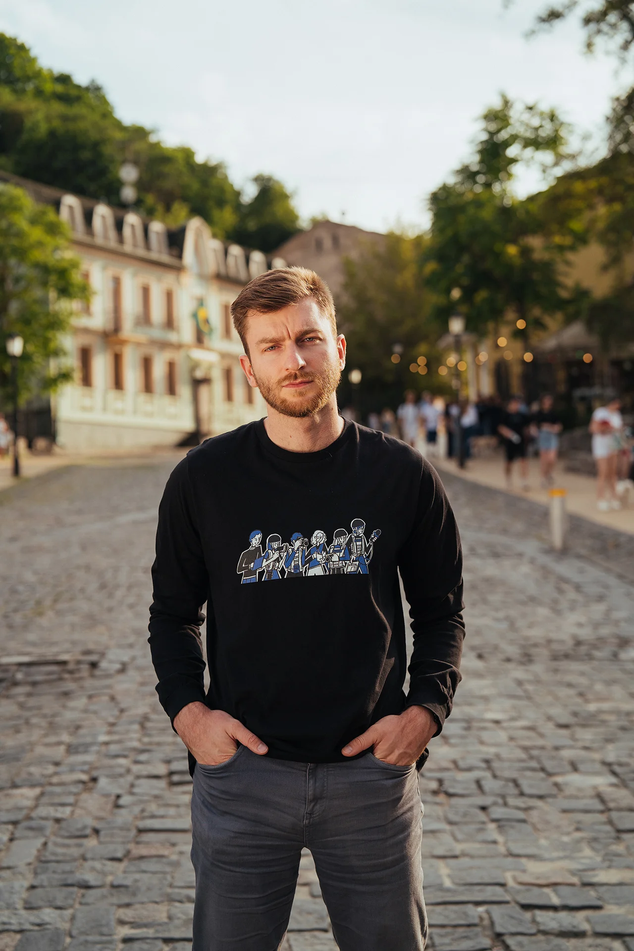 Reporters Long Sleeve - Image 3
